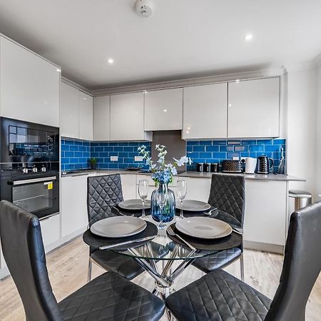 רדינג Modern, City Centre -2 Bedroom Apartments מראה חיצוני תמונה