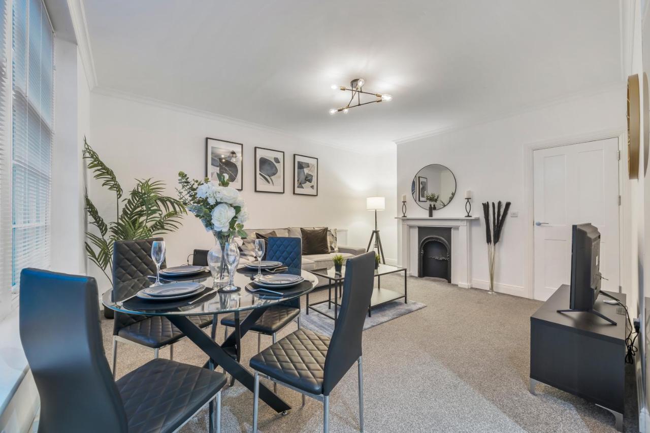 רדינג Modern, City Centre -2 Bedroom Apartments מראה חיצוני תמונה