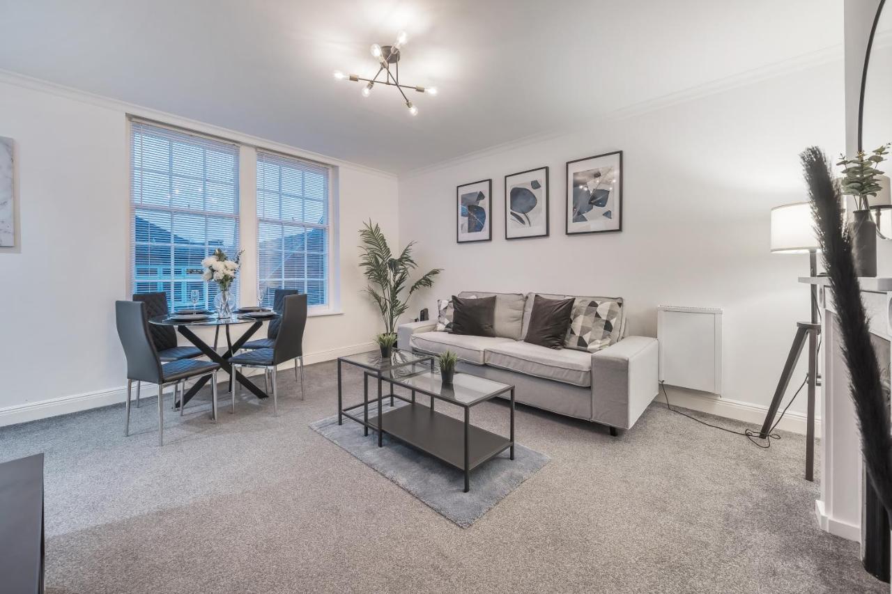 רדינג Modern, City Centre -2 Bedroom Apartments מראה חיצוני תמונה