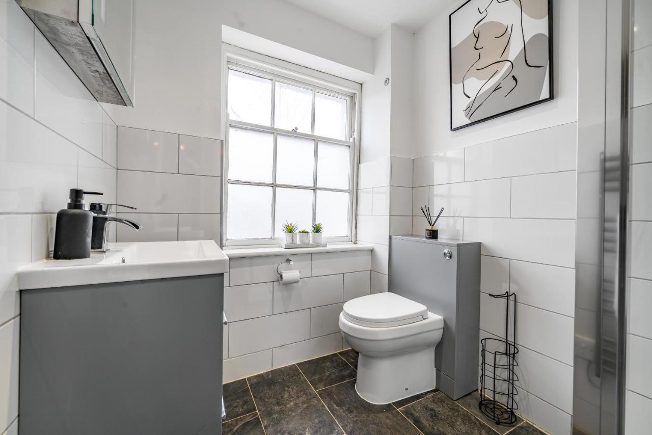 רדינג Modern, City Centre -2 Bedroom Apartments מראה חיצוני תמונה