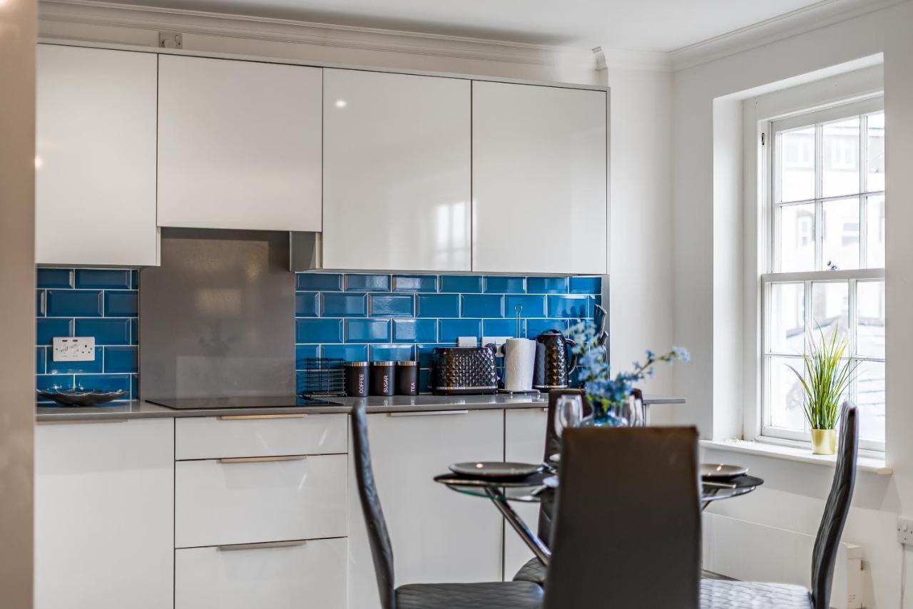 רדינג Modern, City Centre -2 Bedroom Apartments מראה חיצוני תמונה